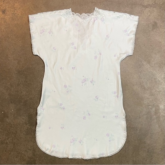 Vintage Miss Elaine Nightgown USA Made Silky Lace Light Blue Floral Sleepwear - Picture 4 of 8